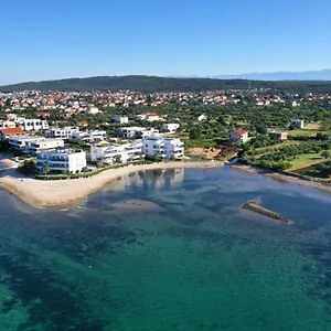 Borna Apartman Sukosan